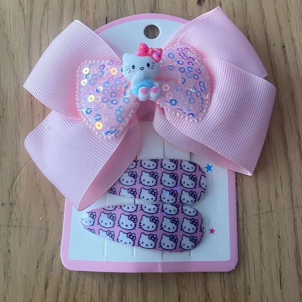 🆕 Hello Kitty Hair Bow + Hair Clips 🆕